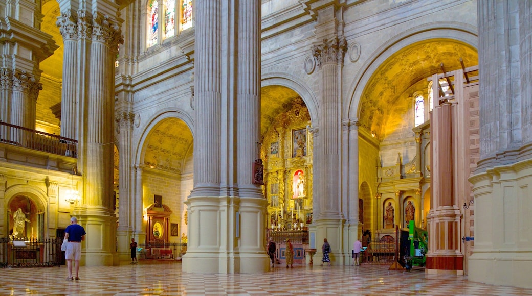 Cathédrale de Malaga qui includes aspects religieux, église ou cathédrale et patrimoine architectural