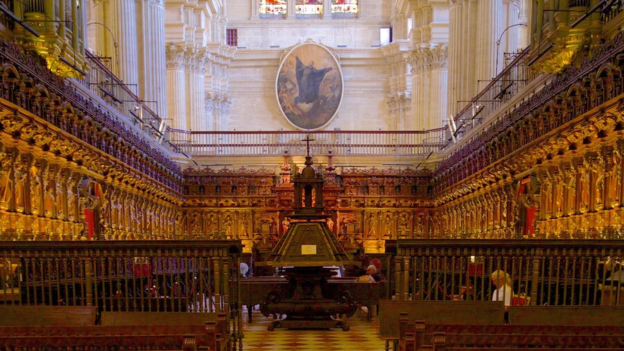 Málaga Cathedral showing interior views, heritage architecture and religious aspects