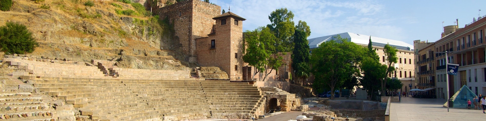 Anfiteatro de Málaga que incluye arquitectura patrimonial