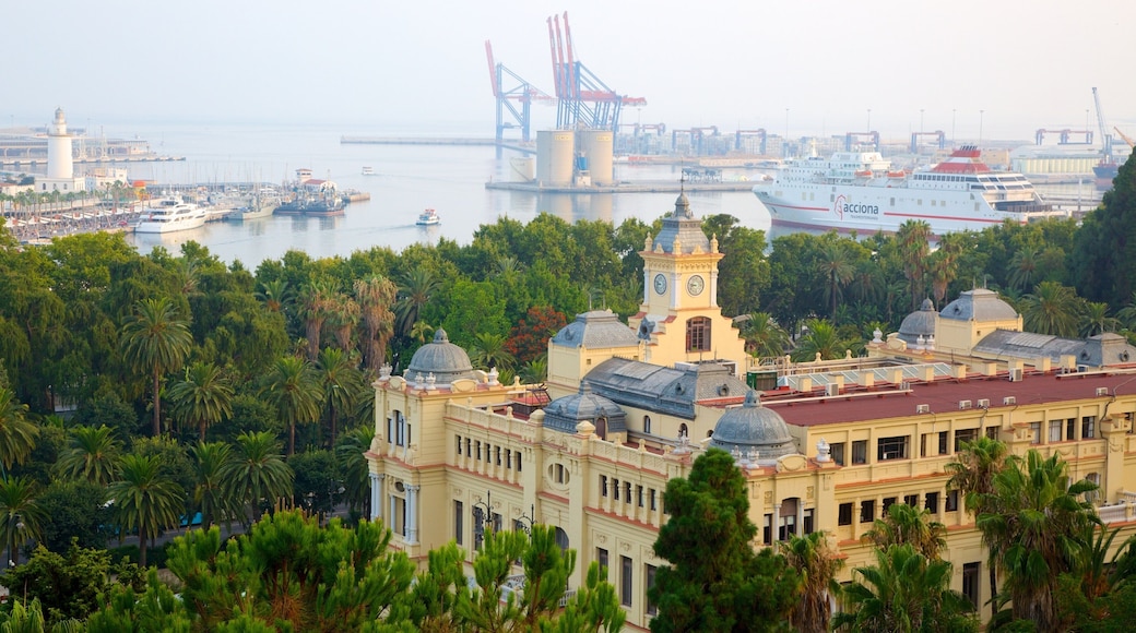 Gibralfaro Castle featuring chateau or palace, a bay or harbor and heritage architecture