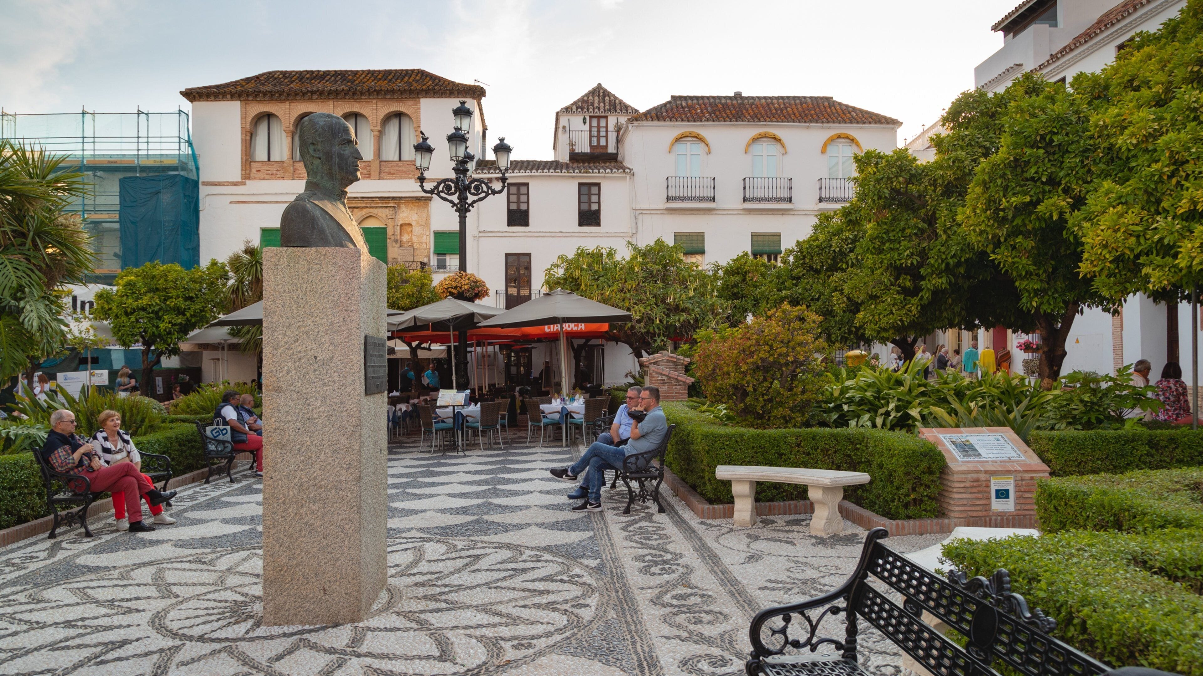 Orange Square which includes a park