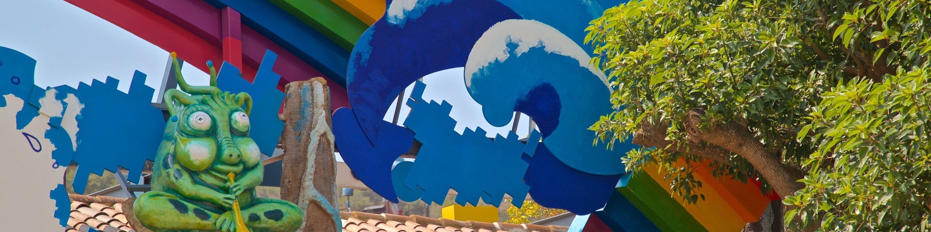 Aqualandia which includes signage