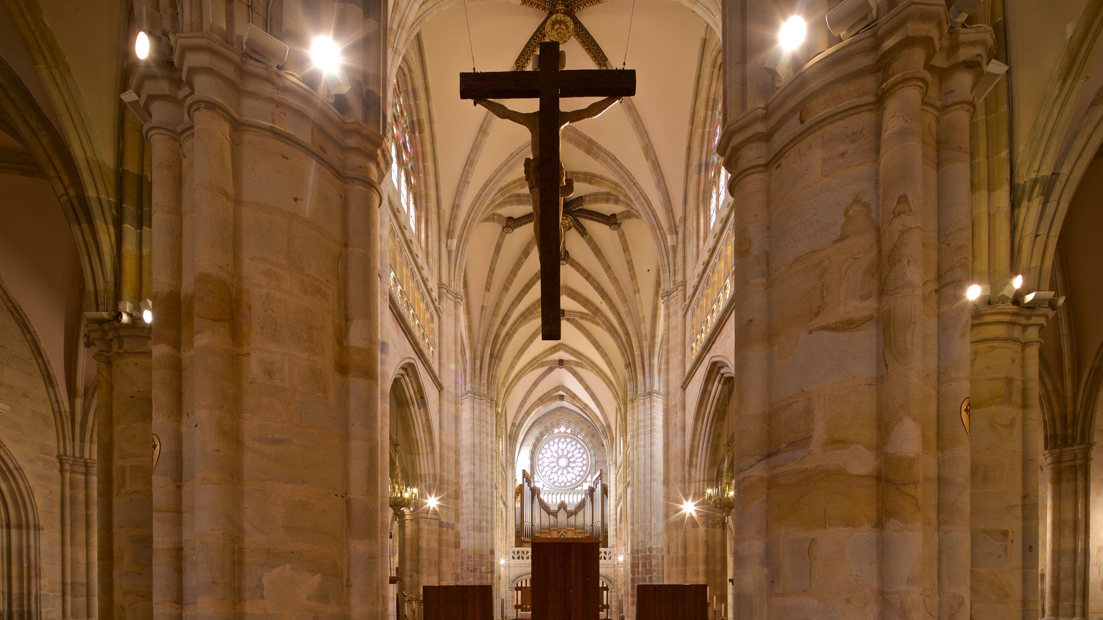 Santiago Cathedral which includes interior views, heritage elements and a church or cathedral