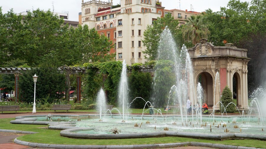 Parc Casilda Iturrizar qui includes patrimoine historique, jardin et fontaine