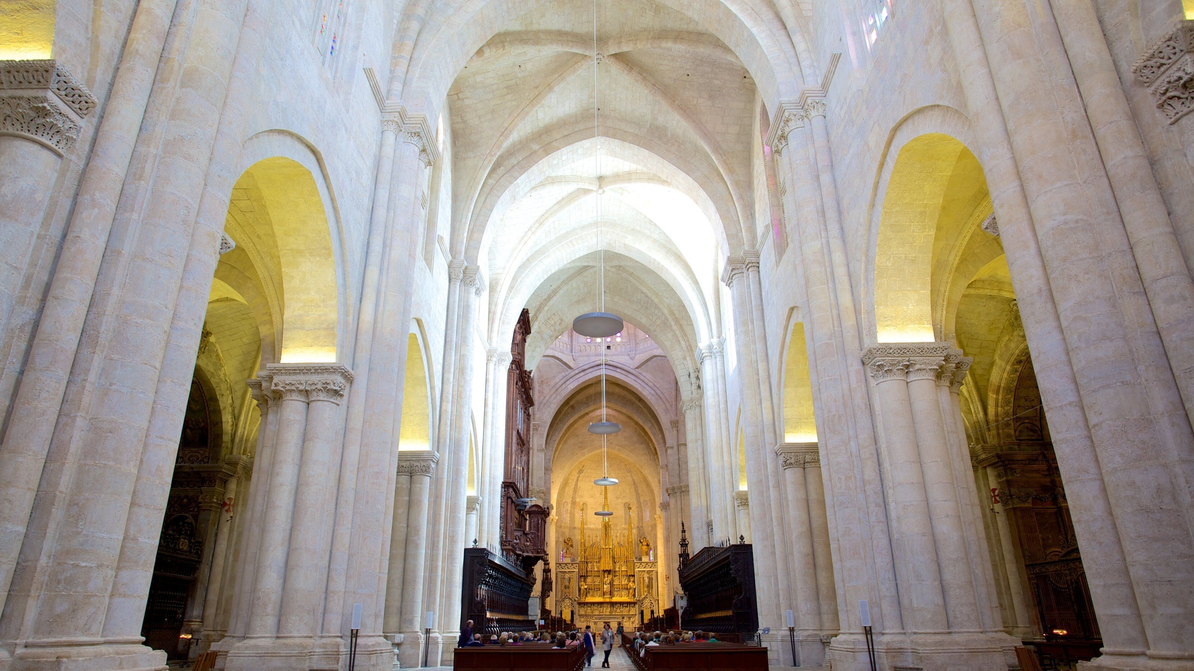 Kathedrale von Tarragona welches beinhaltet religiöse Elemente, Kirche oder Kathedrale und Innenansichten