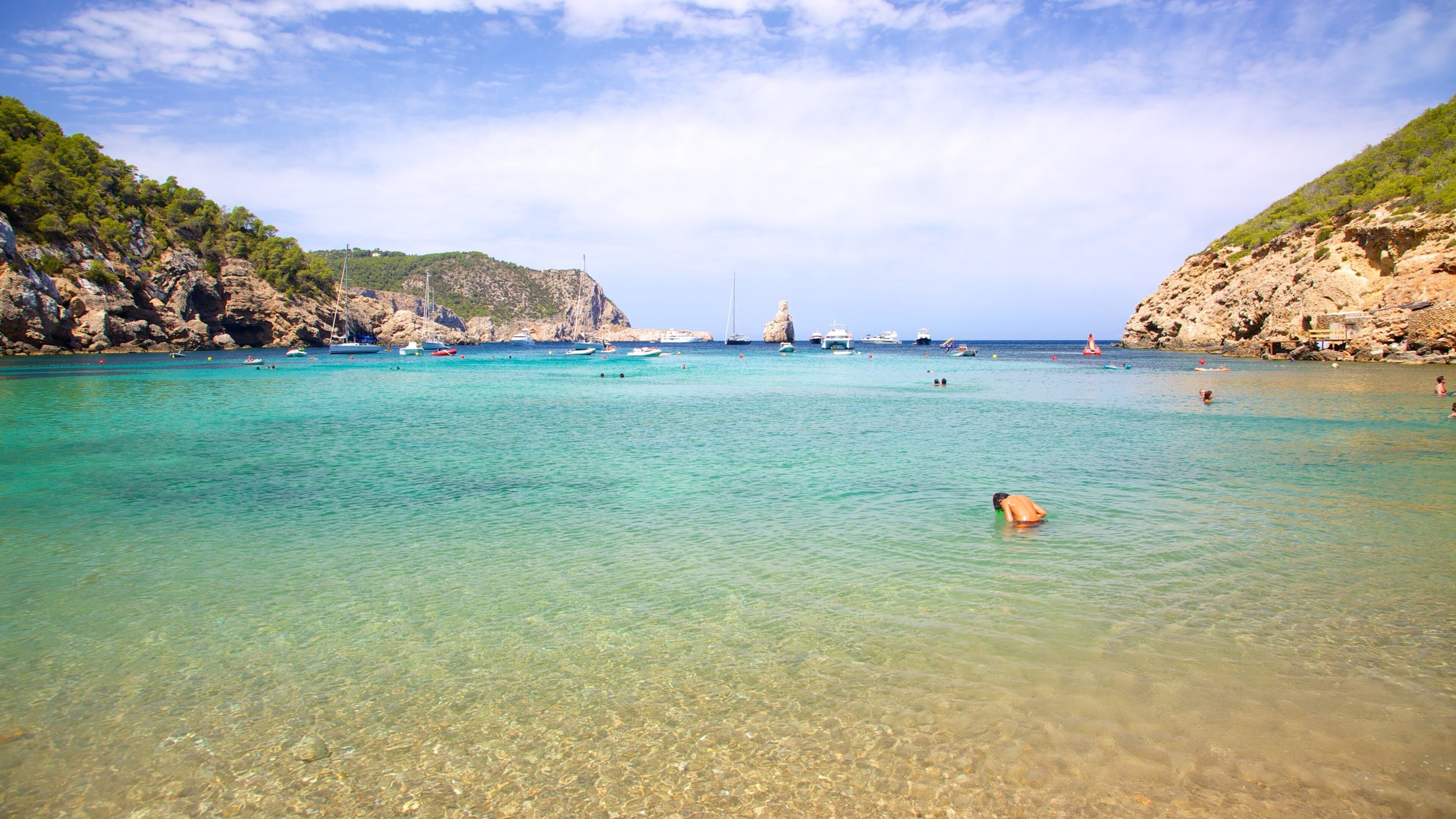 베니라스 해변 을 보여주는 수영, 풍경 과 항구 또는 항만