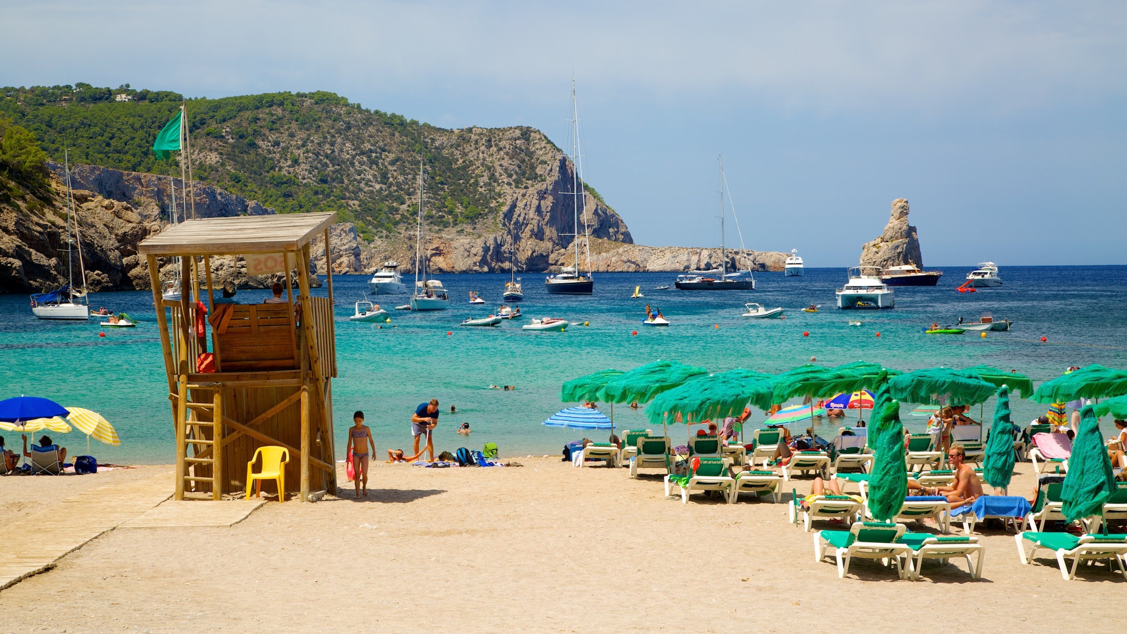 베니라스 해변 이 포함 모래 해변, 세일링 과 보트 타기