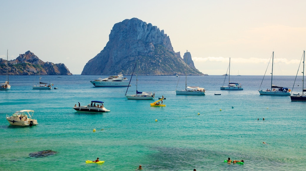 Spiaggia Cala d\'Hort caratteristiche di vista del paesaggio, immagini di isole e vista della costa