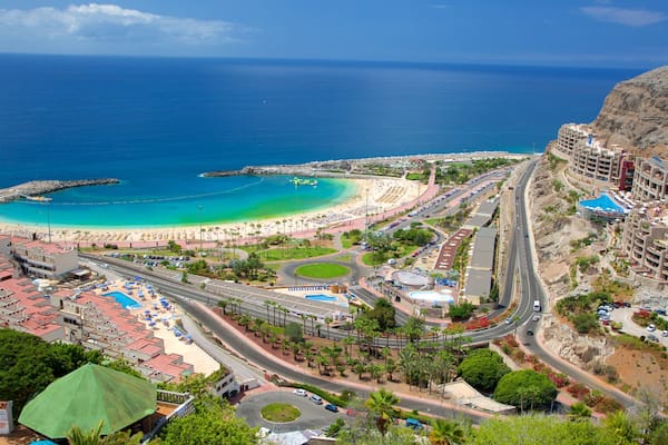 Amadores Strand das einen allgemeine Küstenansicht, Strand und Stadt