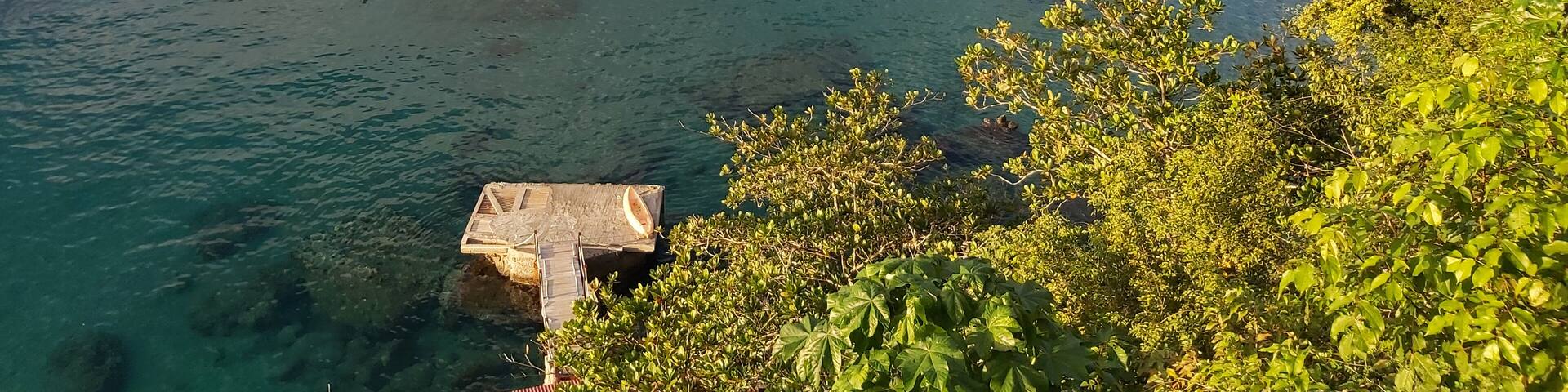 A boutique resort hidden away in a secluded cove. Ti Kaye resort in St Lucia.
#trovember #hiddengems
#stlucia #paradise