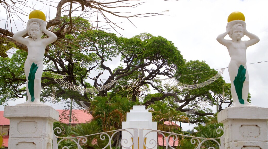 Derek Walcott Square