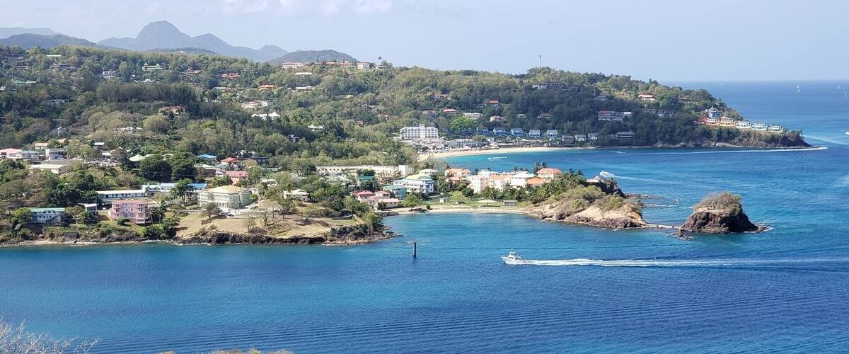 The next day our trip consisted of a 4 hour historic tour of the island and learning about the many battles between the French and British. Saint Lucia only gained independence 40 years ago and this year marks the anniversary of their independence from the French and British. While they are still part of the commonwealth they are finally their own country.
#SaintLucia #IslandLife #Carribean #WestIndies #Island