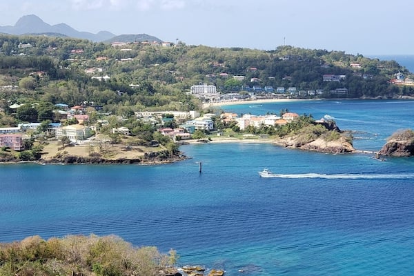 The next day our trip consisted of a 4 hour historic tour of the island and learning about the many battles between the French and British. Saint Lucia only gained independence 40 years ago and this year marks the anniversary of their independence from the French and British. While they are still part of the commonwealth they are finally their own country.
#SaintLucia #IslandLife #Carribean #WestIndies #Island