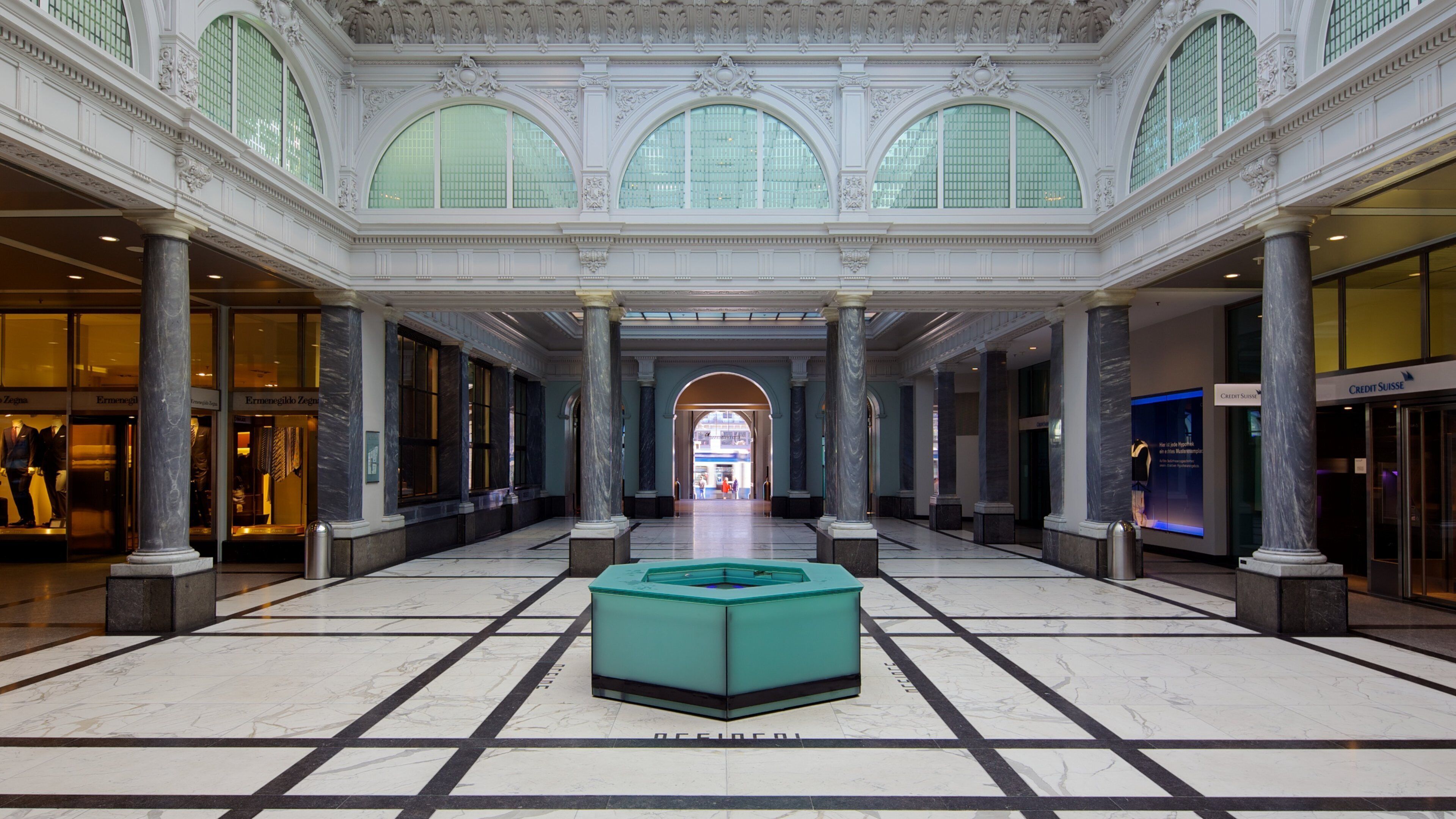 Paradeplatz which includes markets and interior views