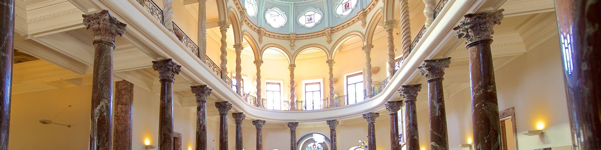 Ariana Ceramics and Glass Museum