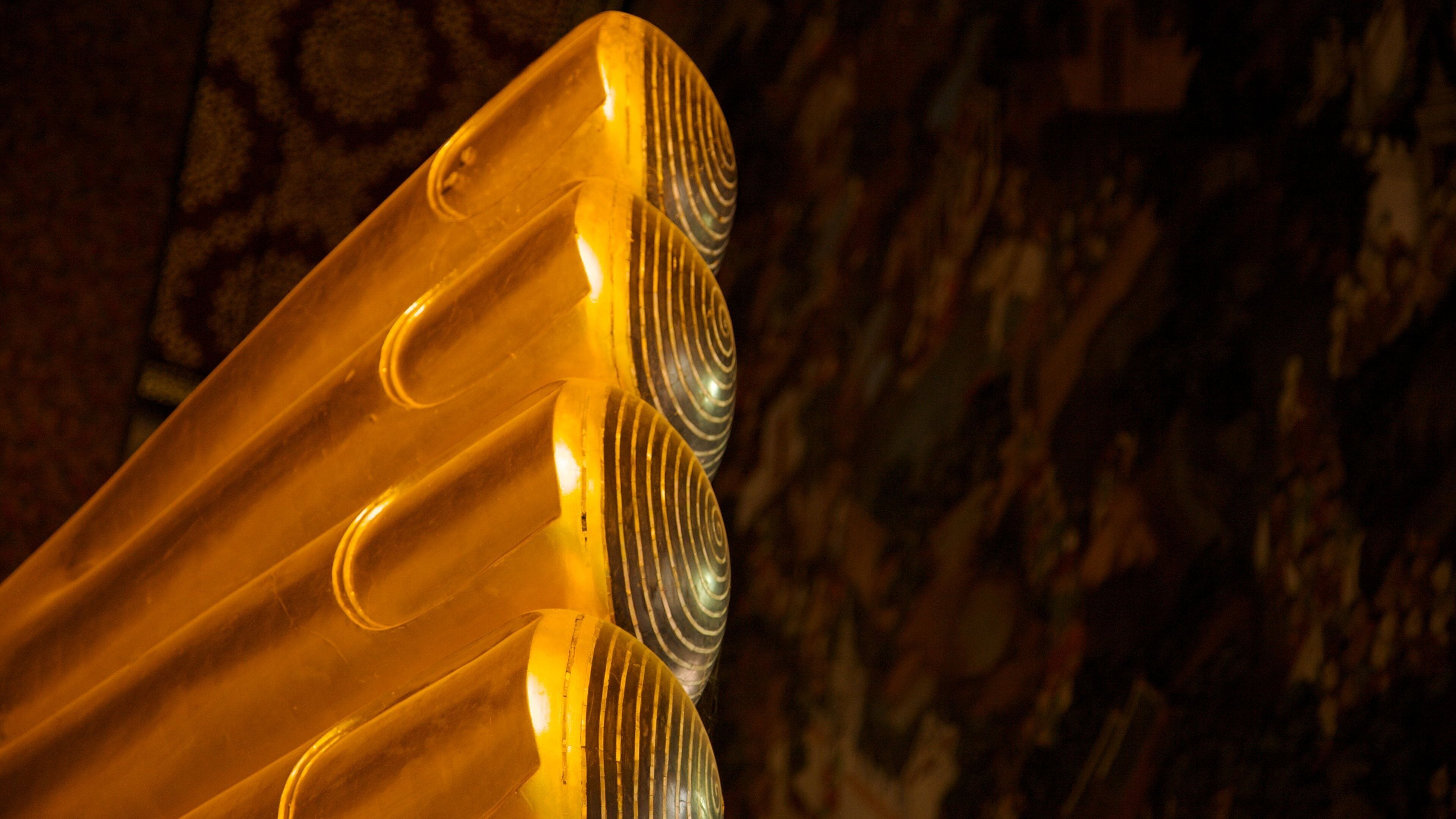 臥佛寺 设有 內部景觀