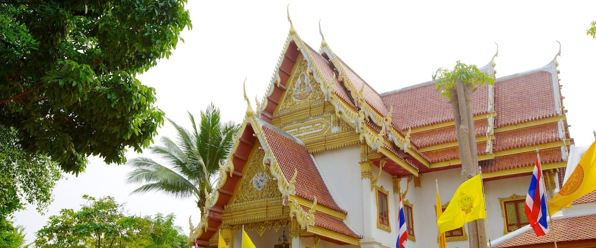 Wat Saket fasiliteter samt tempel eller hellig sted