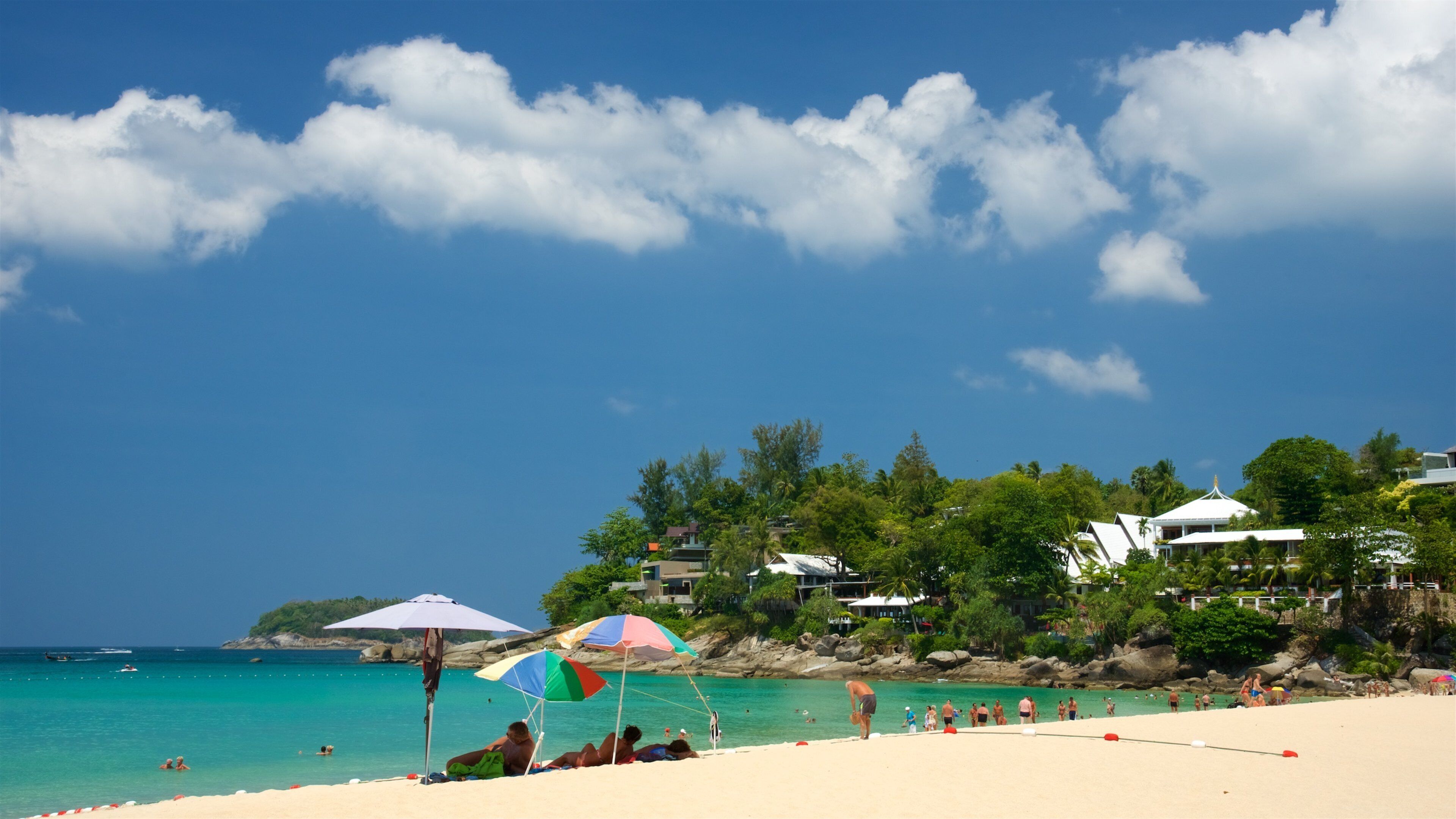 カタ ノイ ビーチ 表示 荒々しい海岸線, 湾岸あるいはハーバー と ビーチ