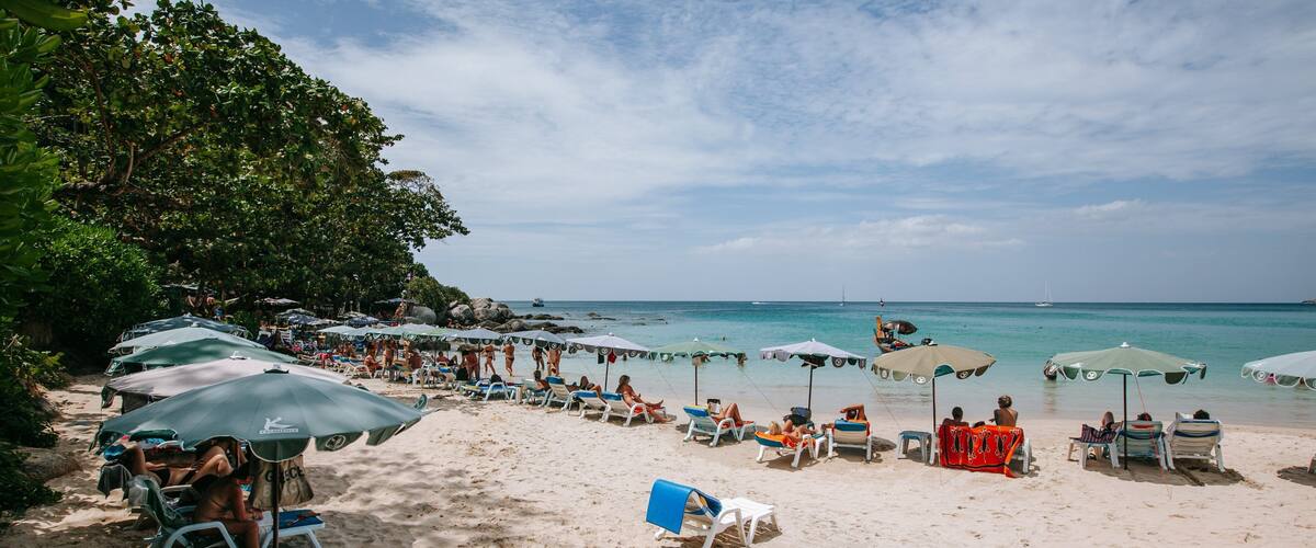 Kata Noi Beach showing general coastal views and a sandy beach