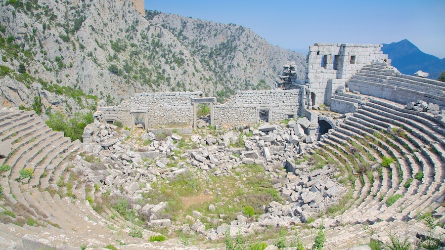 Termessos que incluye ruinas de edificios