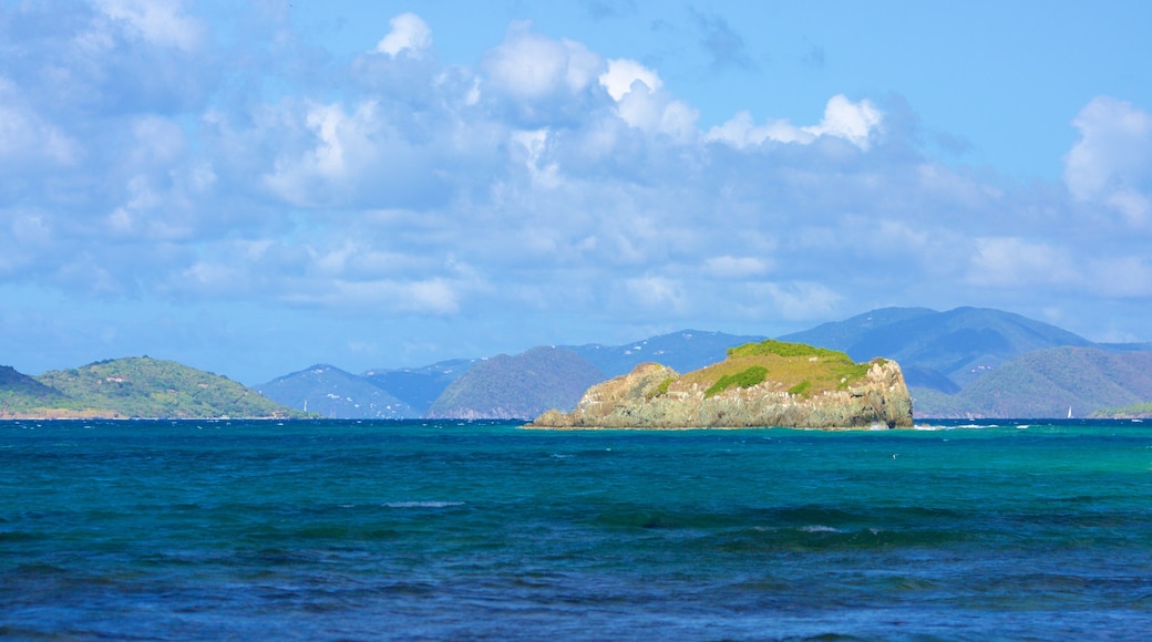 Sapphire Beach johon kuuluu saarinäkymät