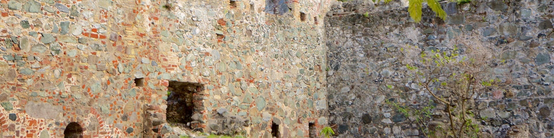 Annaberg Plantation showing heritage elements and building ruins