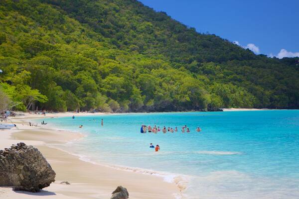 シナモン ベイ 表示 砂浜