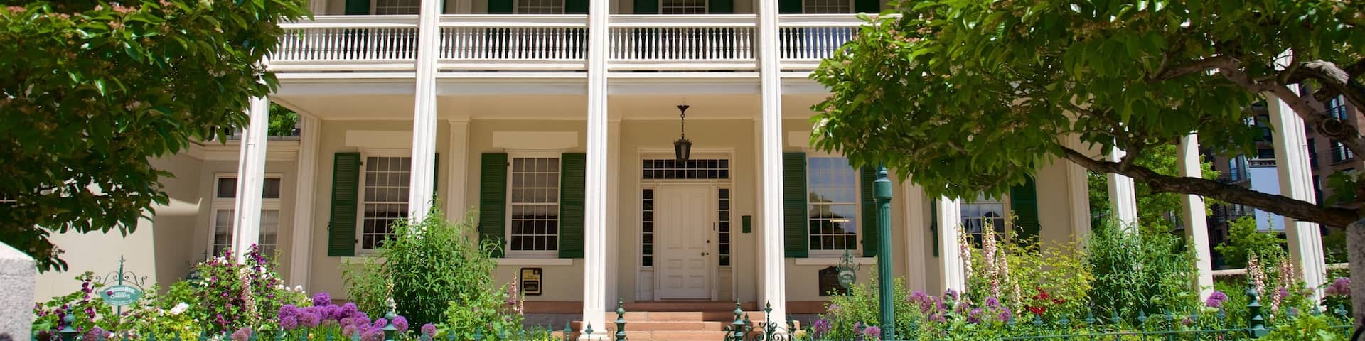 Beehive House que incluye patrimonio de arquitectura y una casa