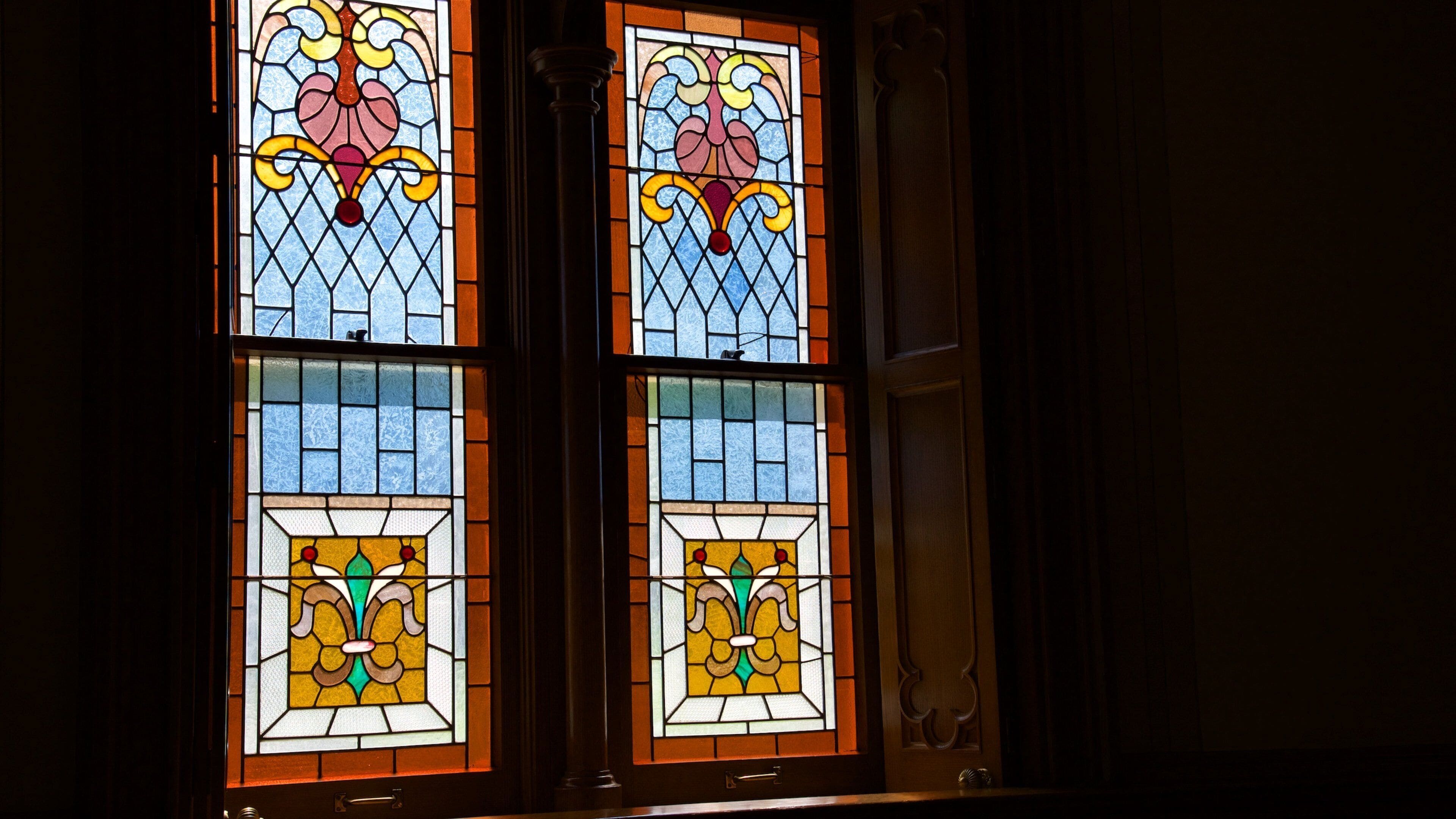 솔트레이크 국회 회관 을 보여주는 실내 전경