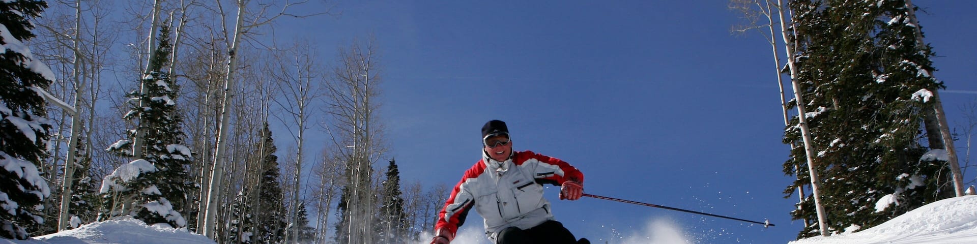 Park City Mountain Resort montrant jardin, neige et ski