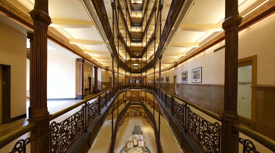 Milwaukee City Hall mettant en vedette vues intérieures