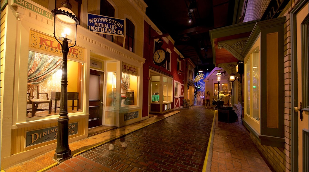 Milwaukee Public Museum inclusief interieur