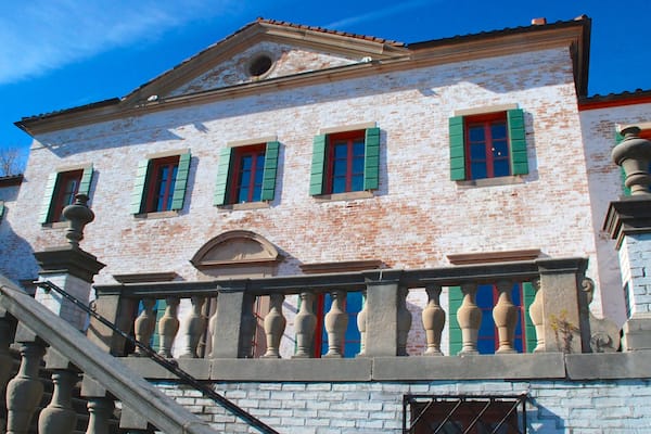 Villa Terrace Decorative Arts Museum qui includes art