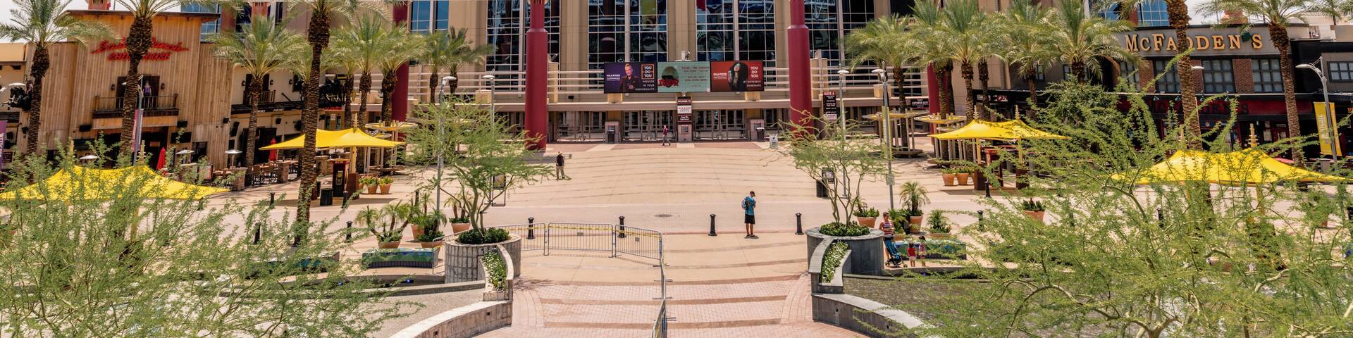 Phoenix_GilaRiverArena_6068401_04