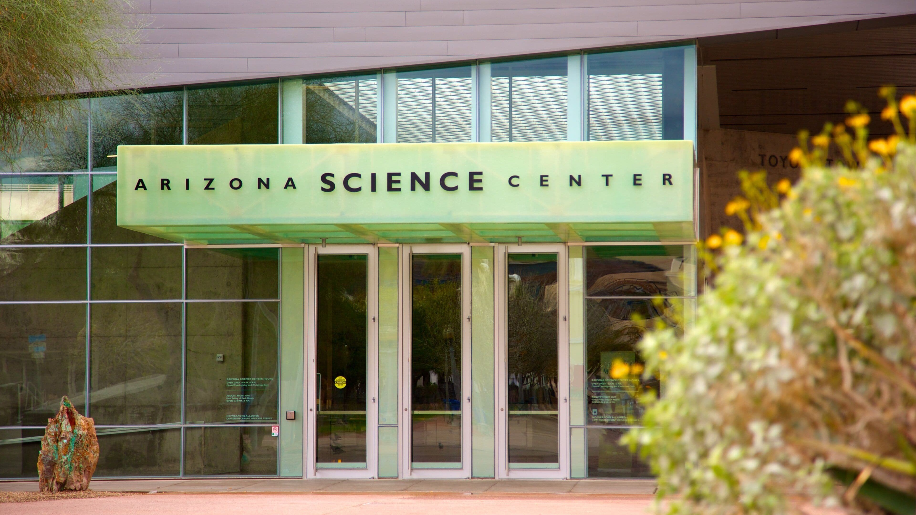 Arizona Science Center featuring signage