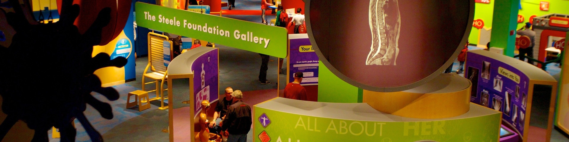 Arizona Science Center montrant signalisation et vues intérieures