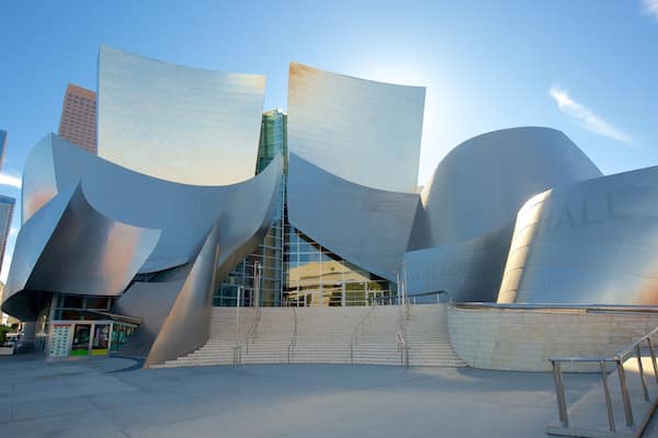 Walt Disney Concert Hall showing a city and modern architecture