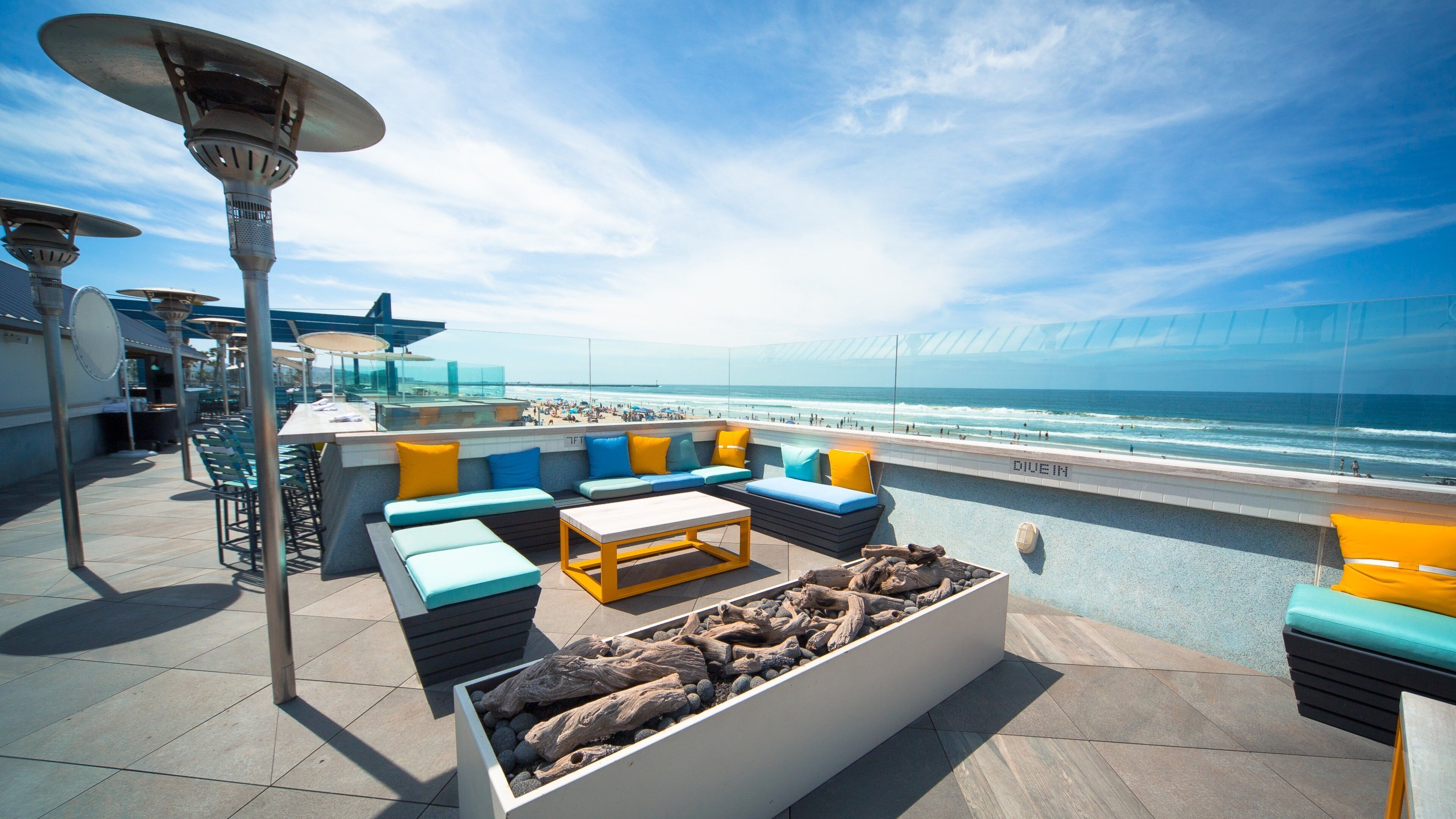 Belmont Park som inkluderer strand og luksushotell eller resort