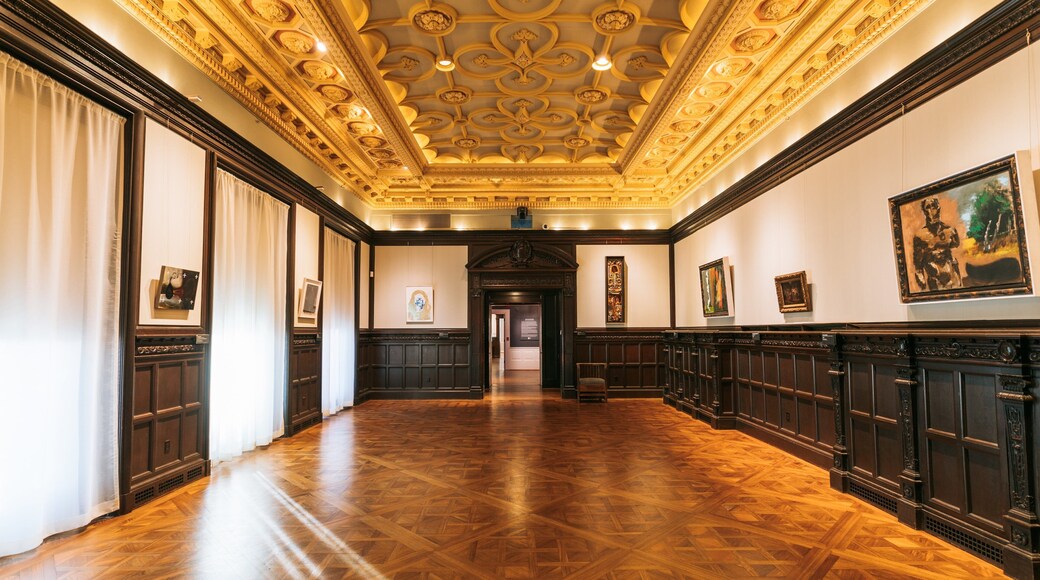 Phillips Collection which includes heritage elements, interior views and art