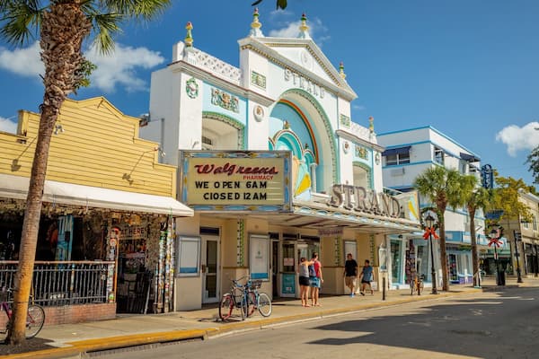 Duval Street featuring signage