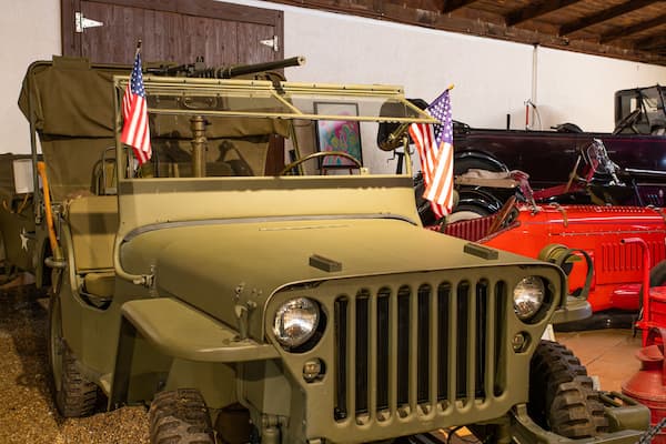 Sarasota Classic Car Museum featuring heritage elements and interior views