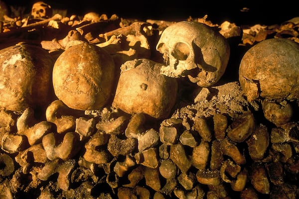 Catacumbas de París que incluye elementos del patrimonio