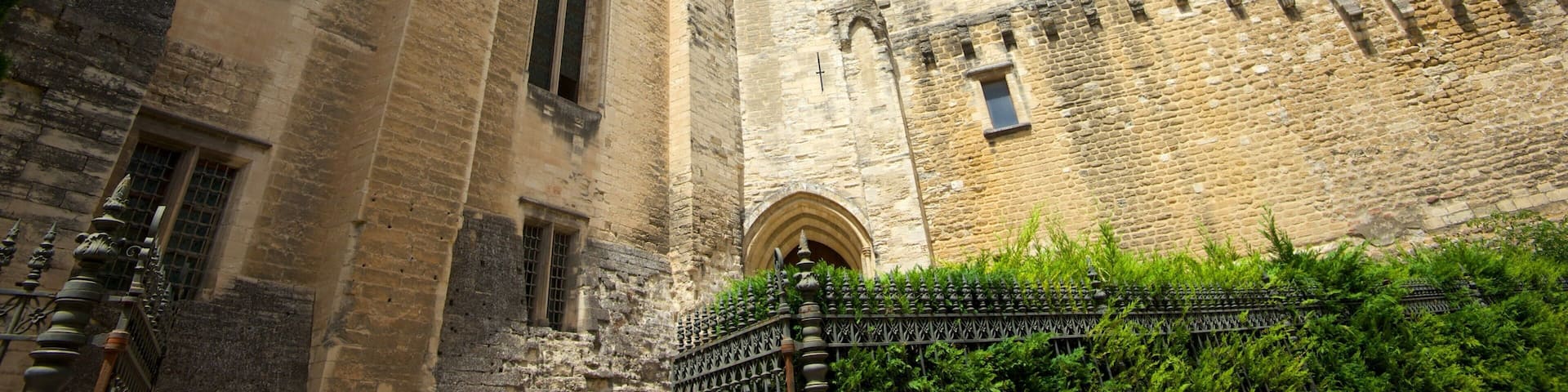 PÄvepalatset som visar historiska element och historisk arkitektur