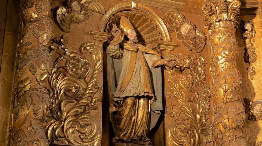 Bảo tàng Dauphinois cho thấy pho tượng