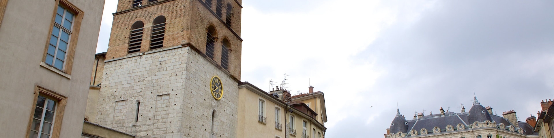 Eglise Notre Dame showing heritage architecture