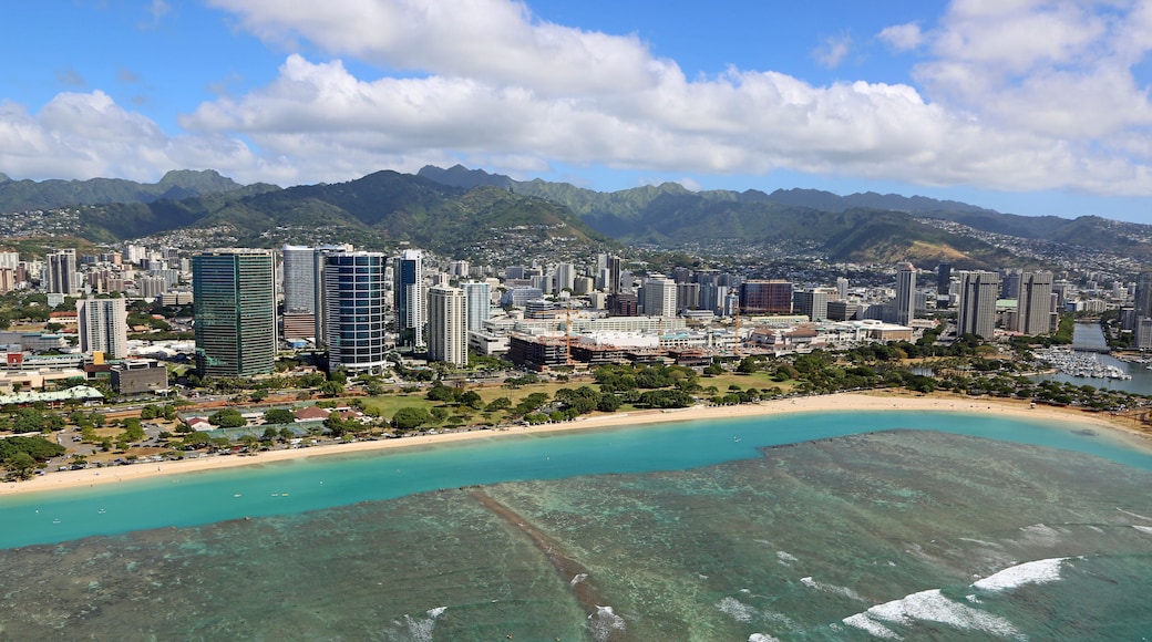 Ala Moana beach, Oahu, Hawaii