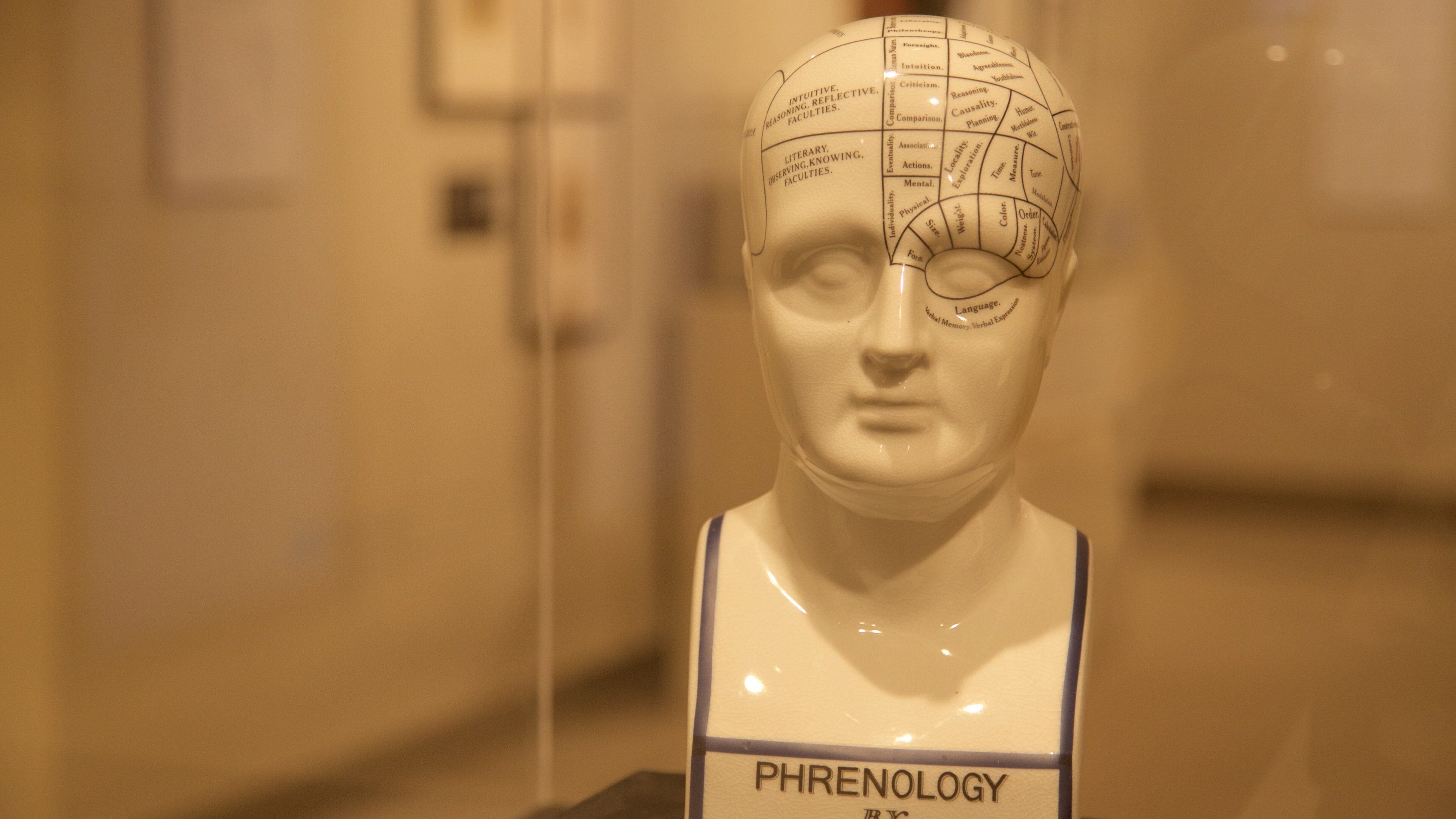 Museum of Photographic Sciences featuring a statue or sculpture