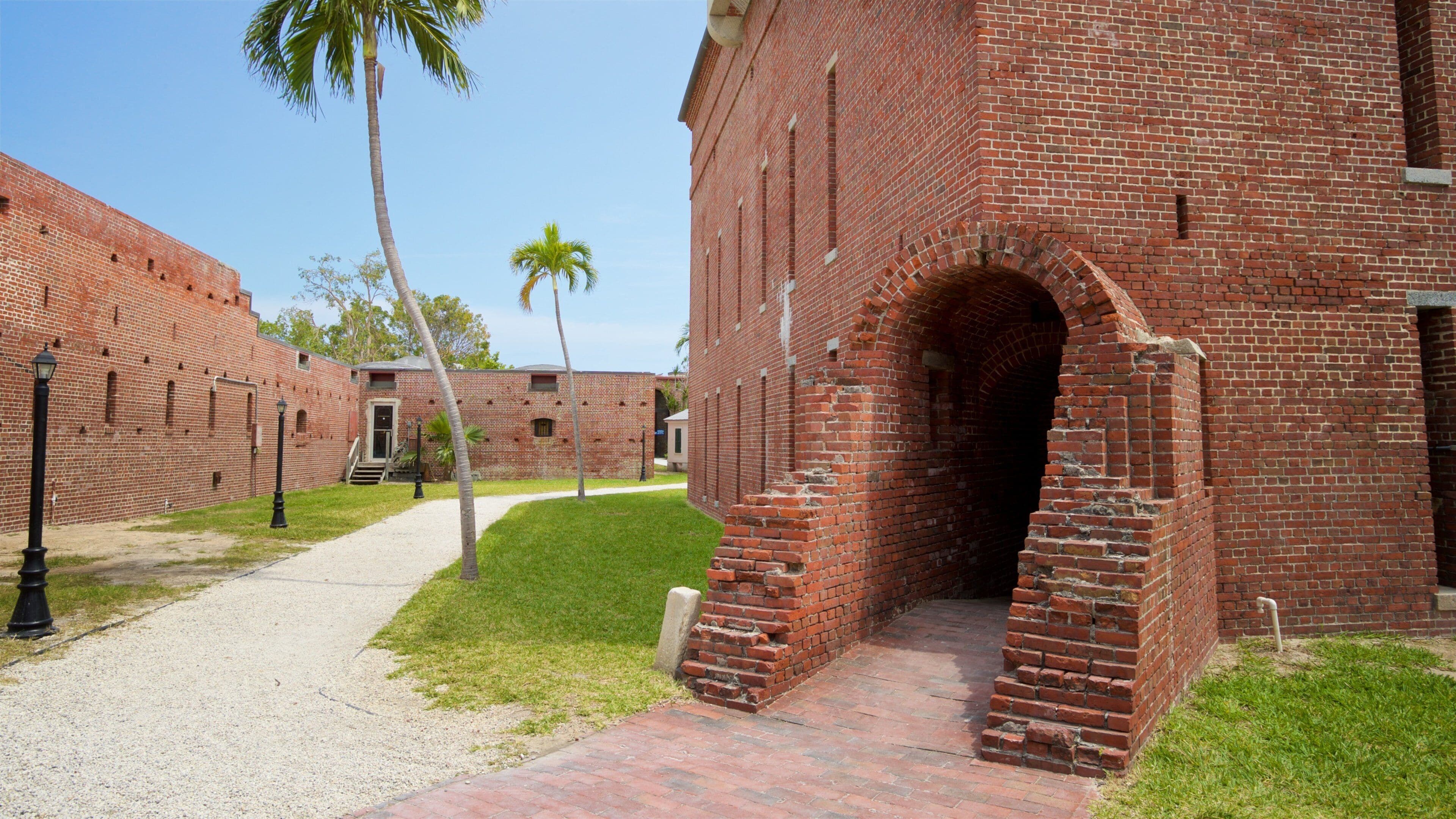 Fort East Martello Museum and Gallery featuring heritage elements