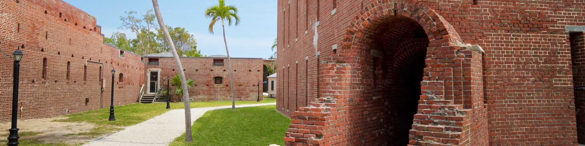 Fort East Martello Museum and Gallery featuring heritage elements