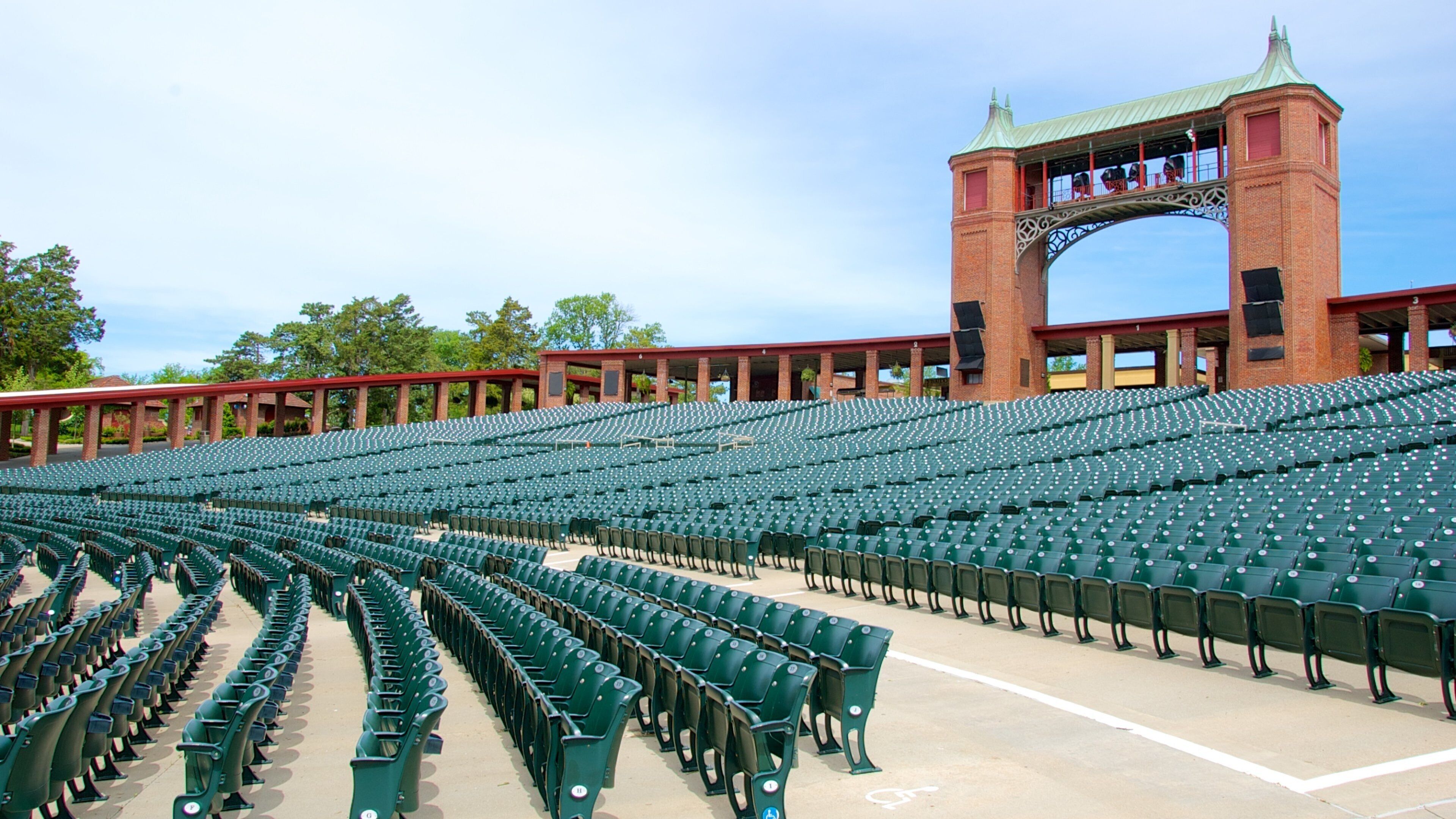 Starlight Theatre featuring theatre scenes